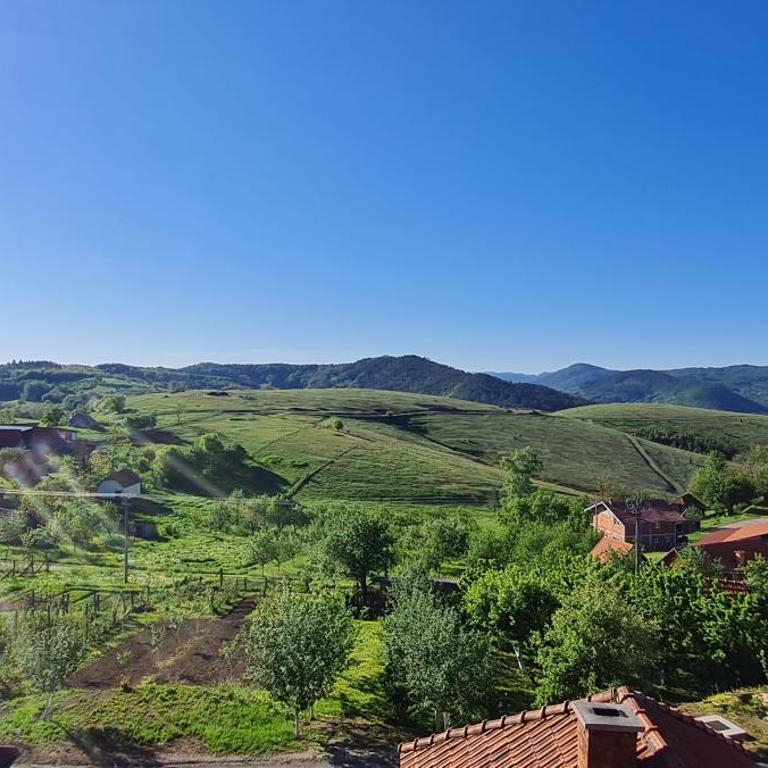 Rankovi konaci - Three-Bedroom House - 5