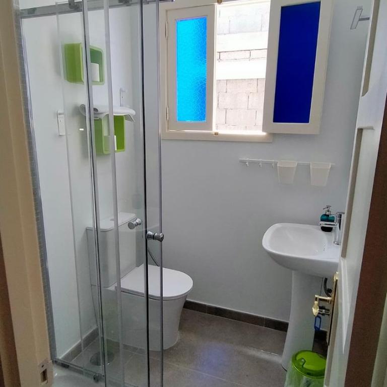 Doranda Rooms Las Canteras - Habitación Doble con baño privado externo - 14