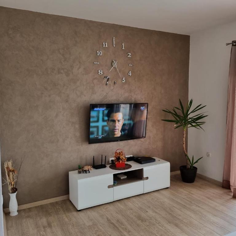 Apartments Ivanovic - Apartment - Ground Floor - 18