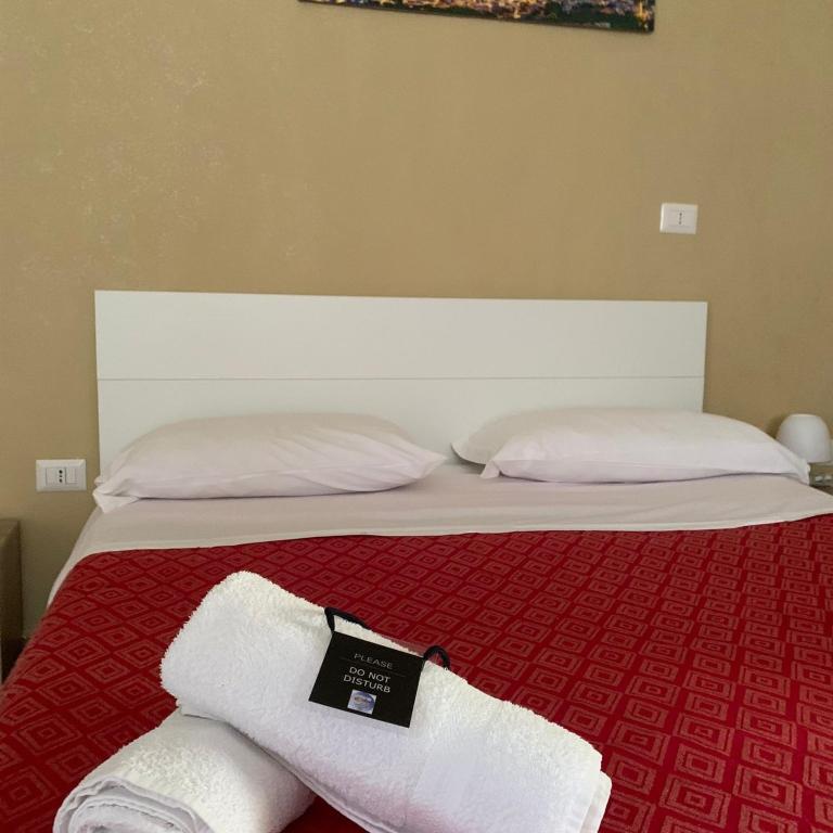 Royal Dante - Standard Double Room - 6