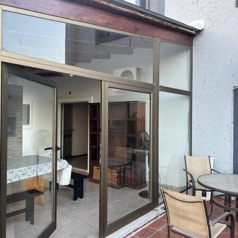 Espectacular Casa en Barrio Privado con pileta gran parque y vista panorámica - Villa - 17