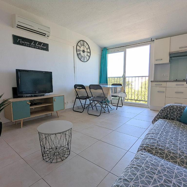 Appartement proche port et mer avec wifi et climatisation - Studio Supérieur - 1