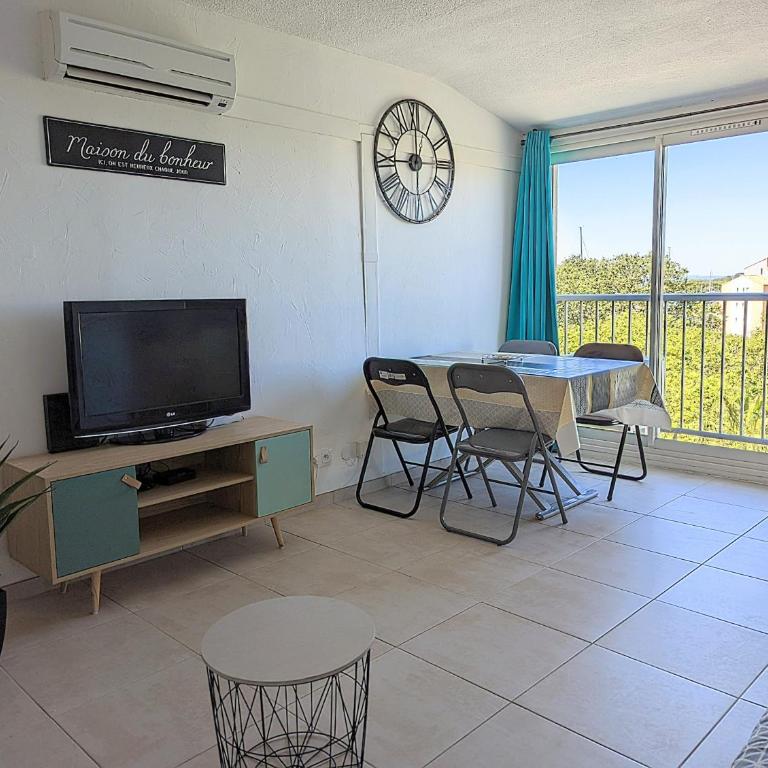 Appartement proche port et mer avec wifi et climatisation - Studio Supérieur - 3
