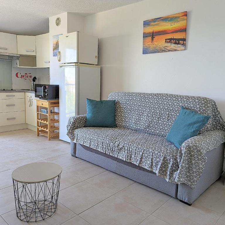 Appartement proche port et mer avec wifi et climatisation - Studio Supérieur - 6
