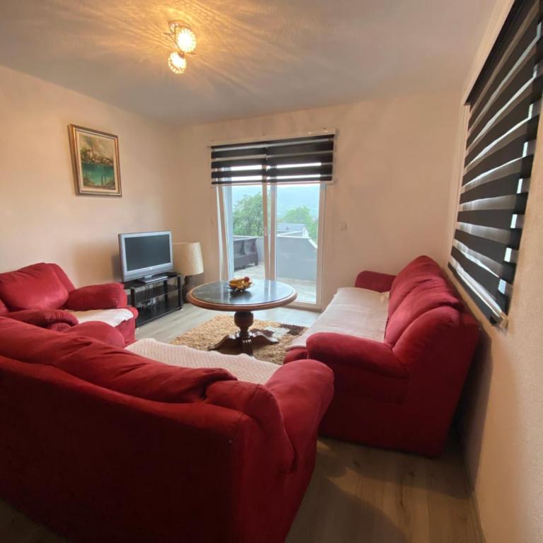 House Enio - Four-Bedroom House - 3