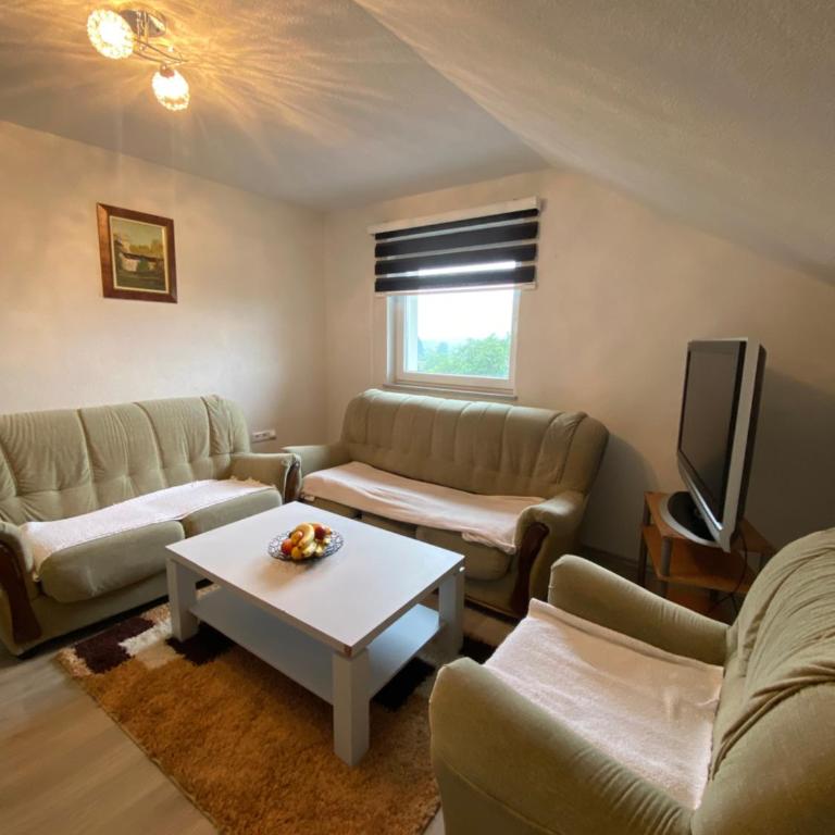 House Enio - Four-Bedroom House - 12