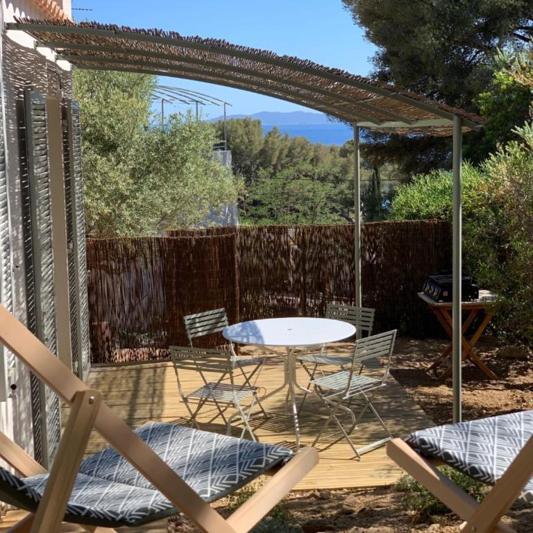 Le Rossignol 2, Aiguebelle plage Le Lavandou - Appartement - Vue sur Mer - 11