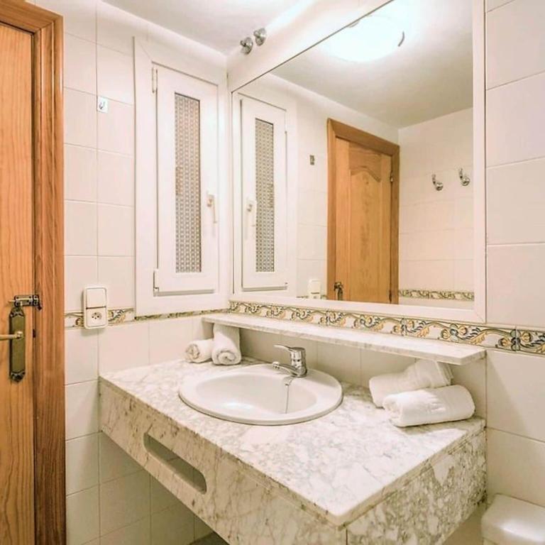 Villa in Spain with Private Pool - One-Bedroom Apartment - 16