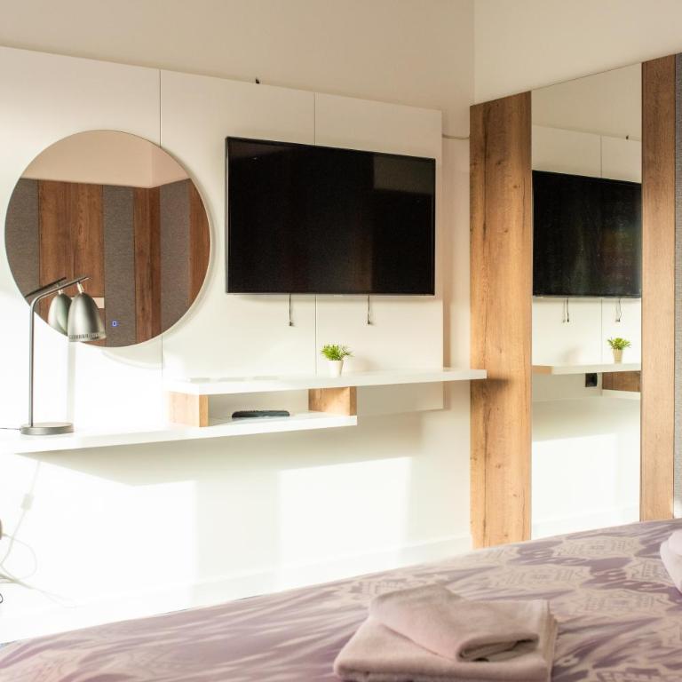 Swiss Plus Hotel - Double Room with Terrace - 5
