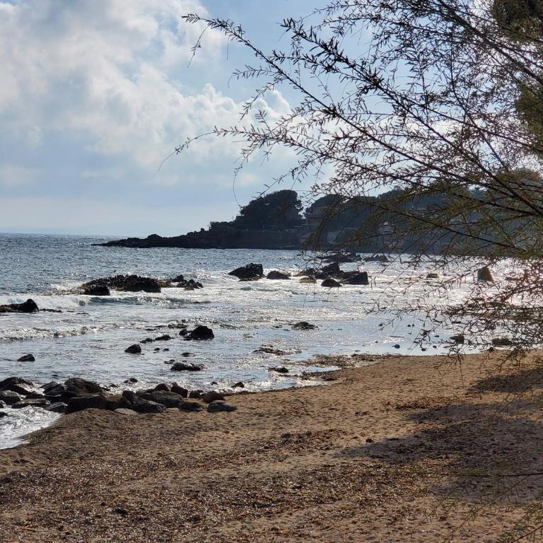 Saint-RAPHAEL La Peguiere Face a la plage Vue Mer - Estudio con vistas al mar - 19
