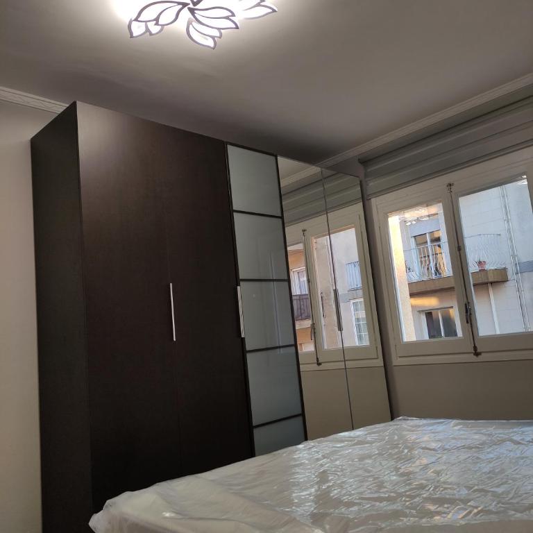 Piso de 4 habitaciones en el centro de Roses - Apartment - 21