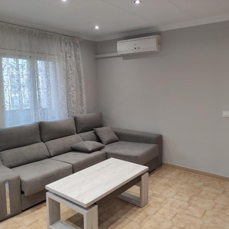 Piso de 4 habitaciones en el centro de Roses - Apartment - 23