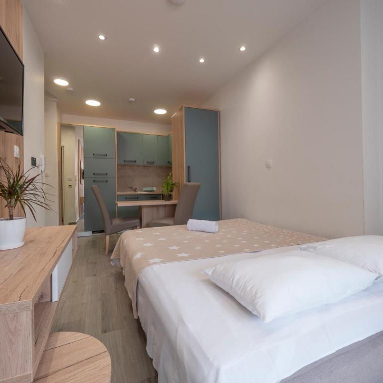 Marea Apartments Budva - Standardni Apartman - 1