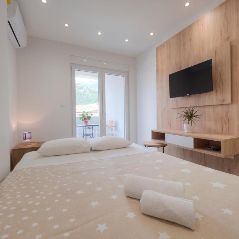 Marea Apartments Budva - Standardni Apartman - 3