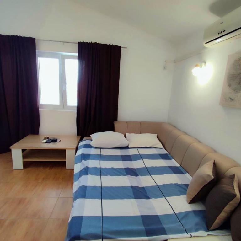 Apartmani Durovic - Two-Bedroom Apartment - 4