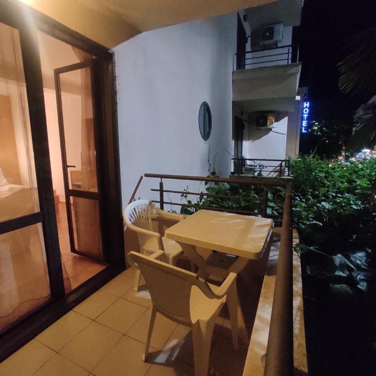 Apartments Mare Budva - Apartman sa Terasom - 6