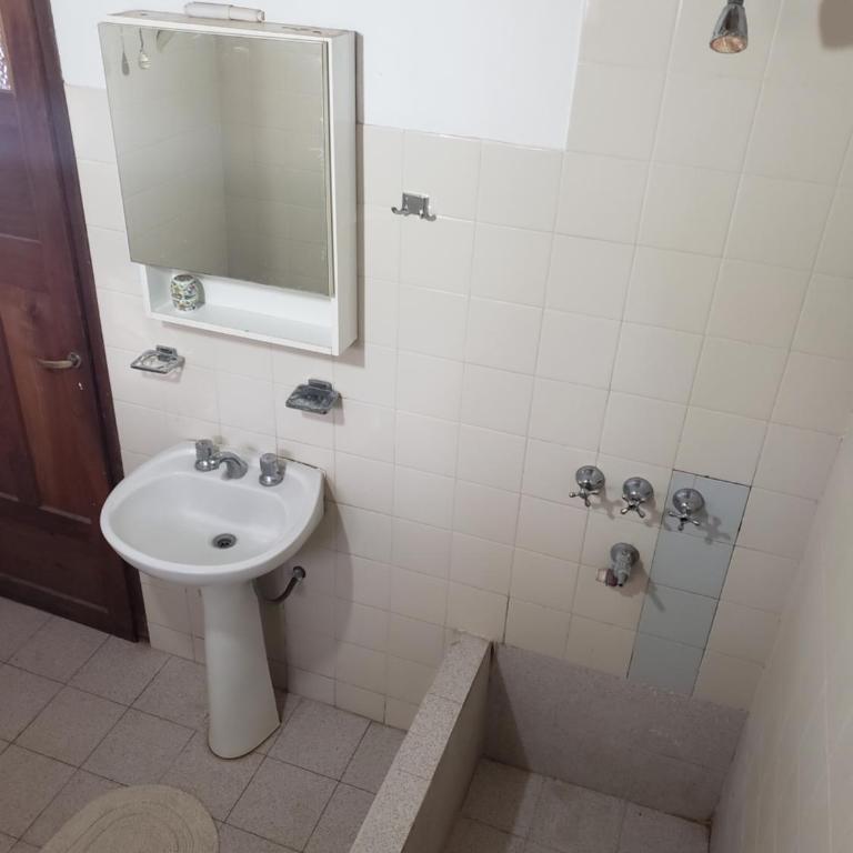 Casabindu - Three-Bedroom House - 6