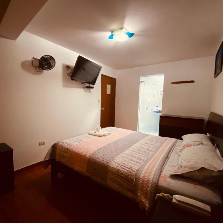 Puerto Bayovar - Deluxe King Room - 8