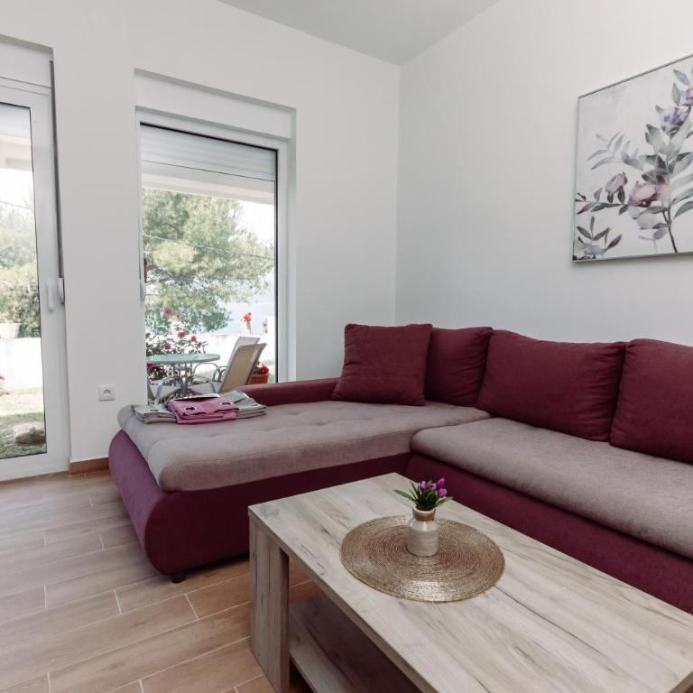 Waterfront Apartment Petrovina - One-Bedroom Apartment - 40