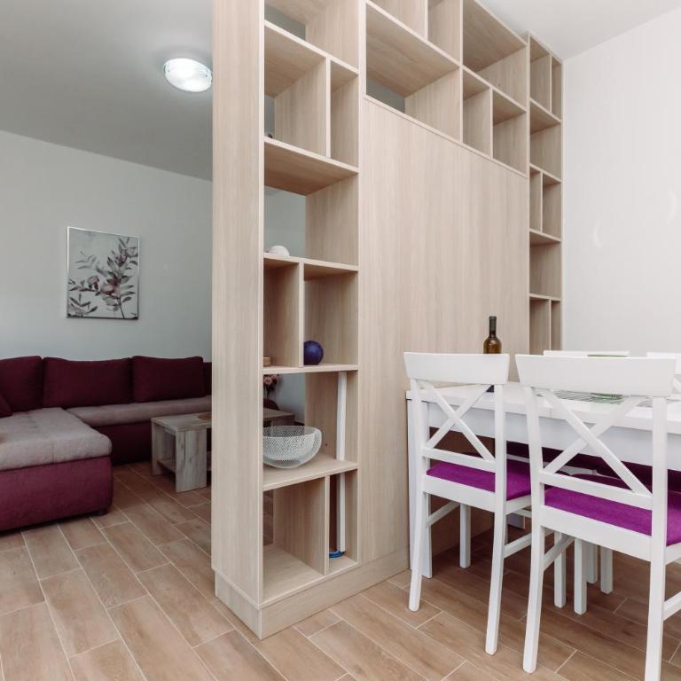 Waterfront Apartment Petrovina - One-Bedroom Apartment - 45