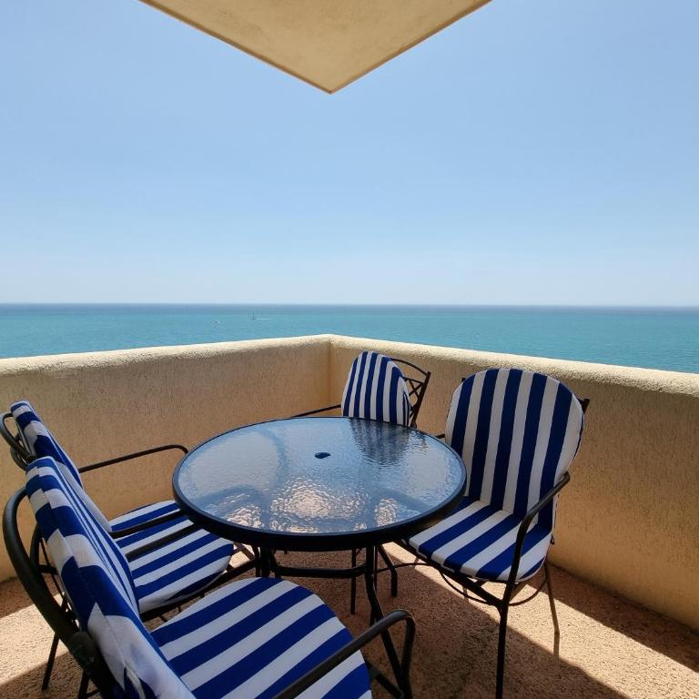 G&G Benalbeach Bil Bil Views - Two-Bedroom Apartment - 2
