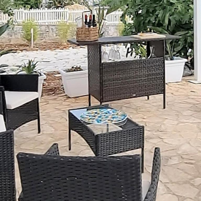 Trullo Oasi Veronica - Villa con Piscina Privata - 12