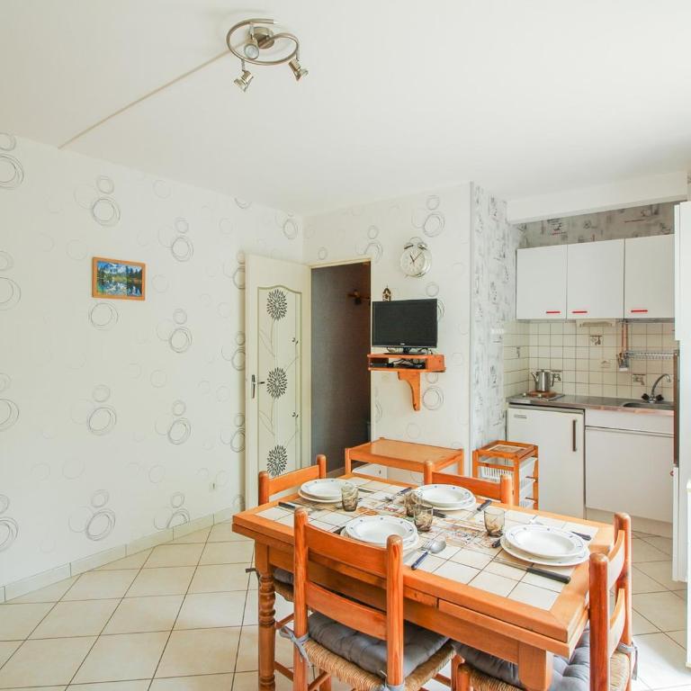 Studio à Cauterets: 4 pers, parking, proche télécabine et centre - FR-1-401-48 - Studio - 7