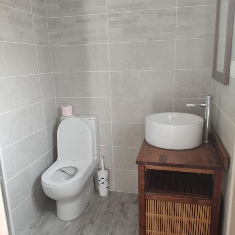 chambre indépendante - Chambre Double avec Salle de Bains Privative - 4