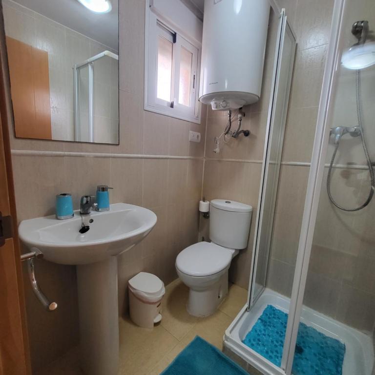¡Apartamento en primera línea con terraza y cerca de la piscina comunitaria! - Apartamento de 2 dormitorios - 38