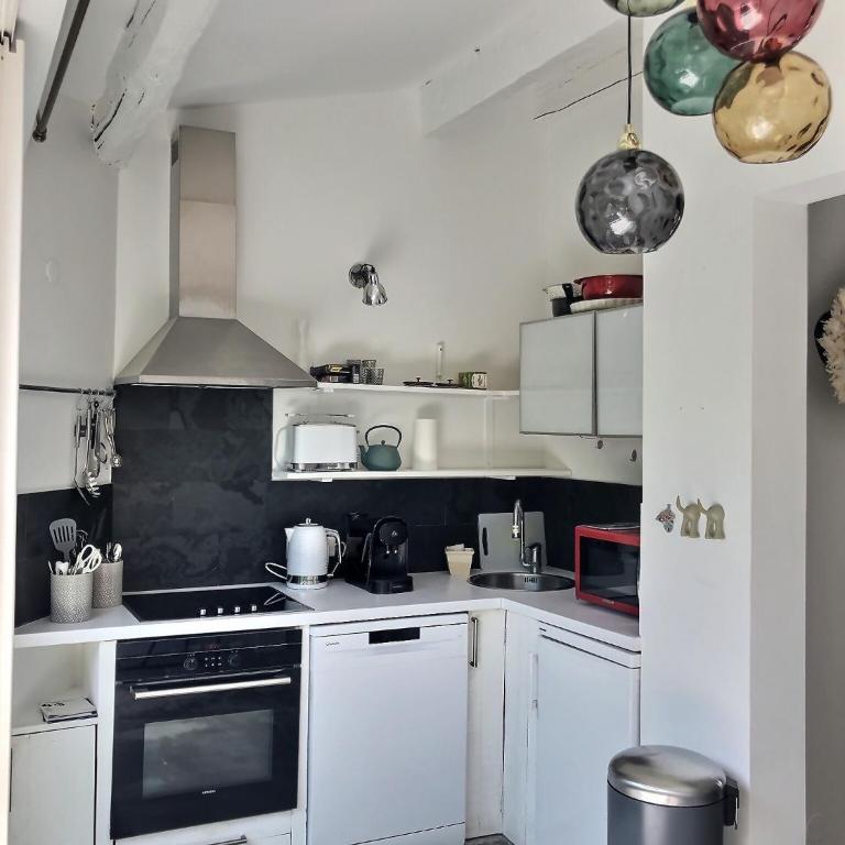 L’atypique : 2 chambres // Piscine // parking - Apartment mit 2 Schlafzimmern - 13