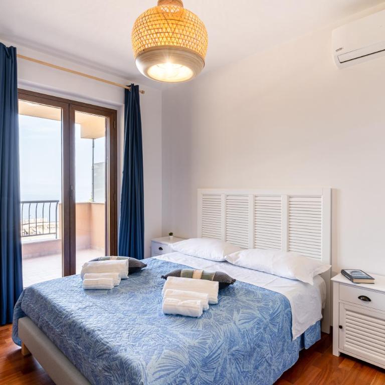 GuestHost - Calipso Big APT with Sea View, Parking & Pool - Two-Bedroom Apartment - 5