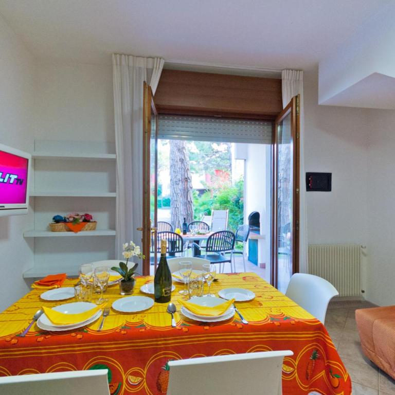 Villaggio Mare Blu - Villa con 2 Camere da Letto (5 Adulti) - 6