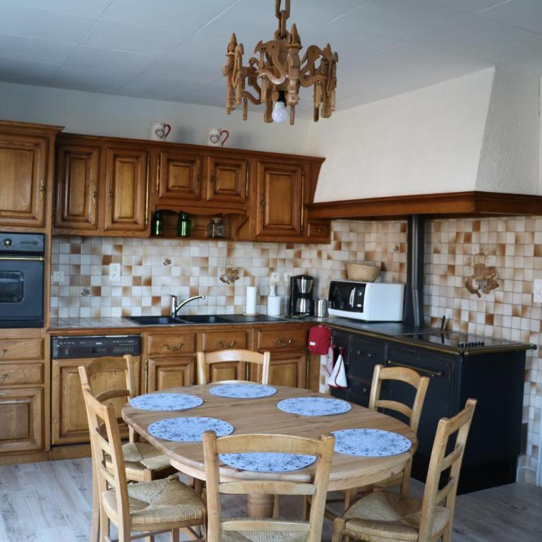maison du haut de FREYDON ambiance Montagne - Appartement 2 Chambres - 15