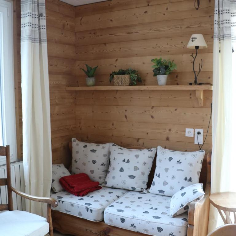 maison du haut de FREYDON ambiance Montagne - Appartement 2 Chambres - 11