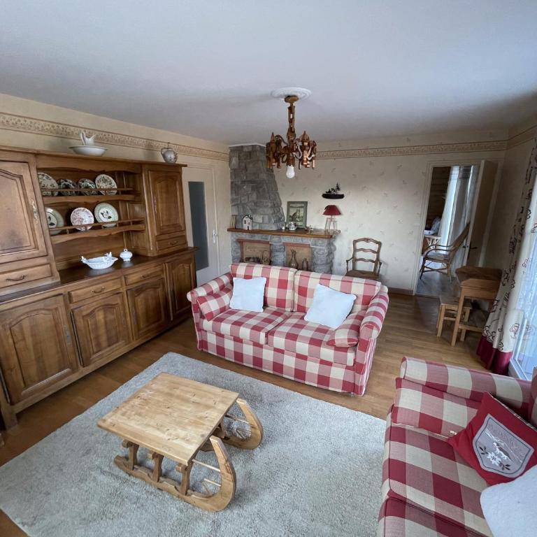 maison du haut de FREYDON ambiance Montagne - Appartement 2 Chambres - 4