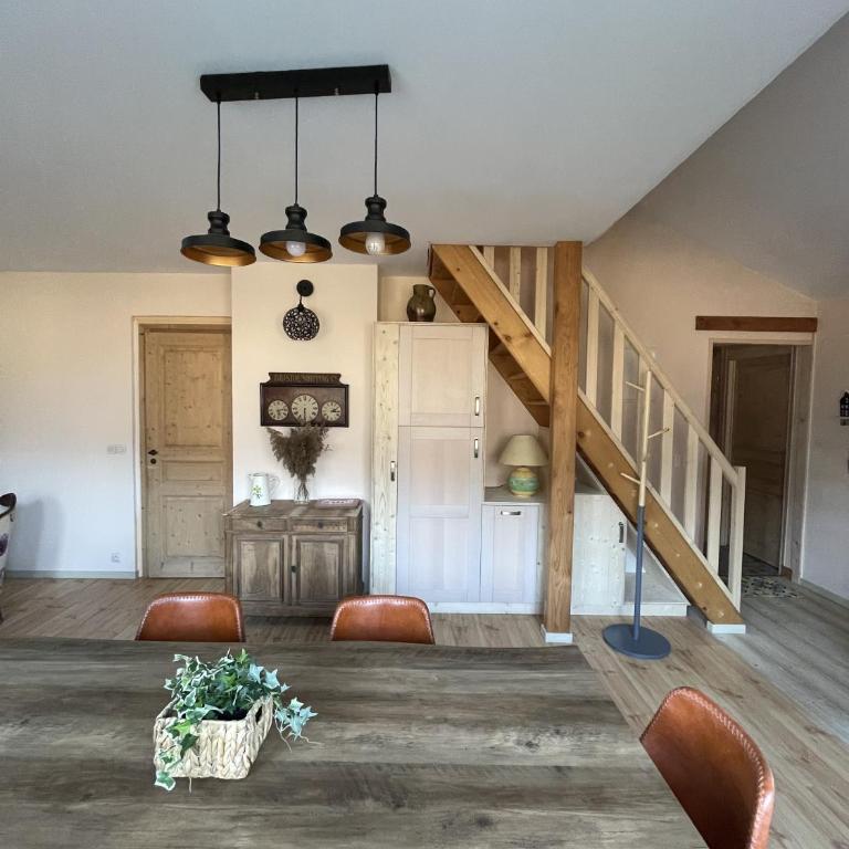 la maison du haut de Freydon Ambiance Scandinave - Villa 3 Chambres - 2