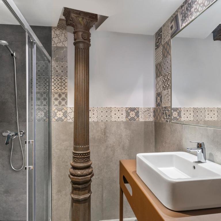 B&B HOTEL Madrid Centro Plaza Mayor - Twin Room - 5