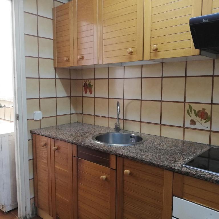 Cala Llenguadets - Three-Bedroom Apartment - 9