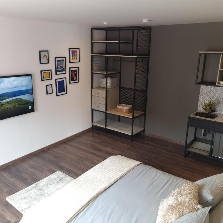 Casa Lorenzo Bogota - Deluxe Double or Twin Room - 8