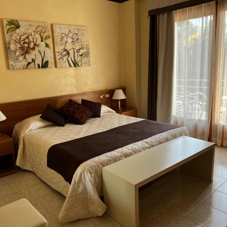 Hotel Conca d'Oro - Camera Matrimoniale con Balcone - 2