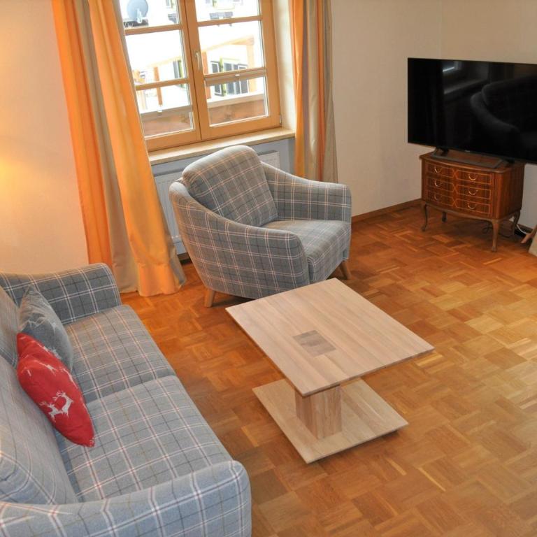 Gästehaus am Brunnen - Apartment mit 1 Schlafzimmer und Balkon - 4