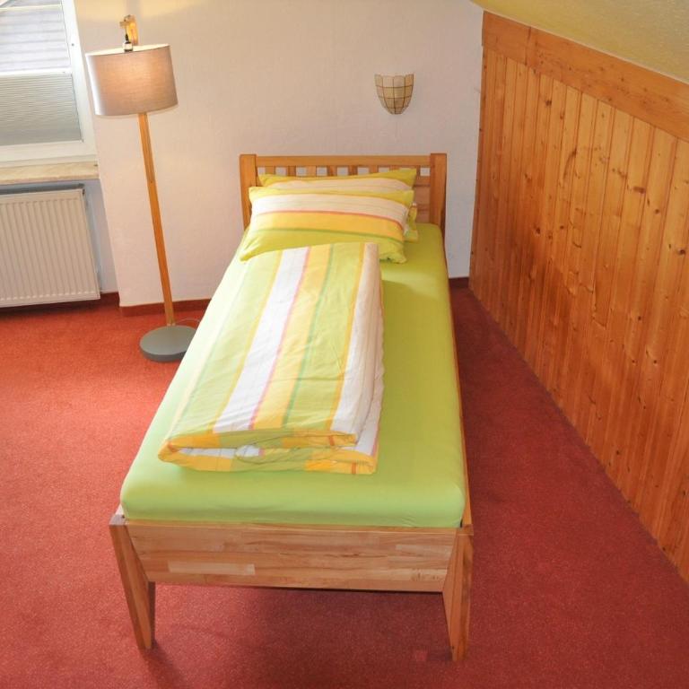 Gästehaus am Brunnen - Apartment mit 2 Schlafzimmern und Balkon - 7