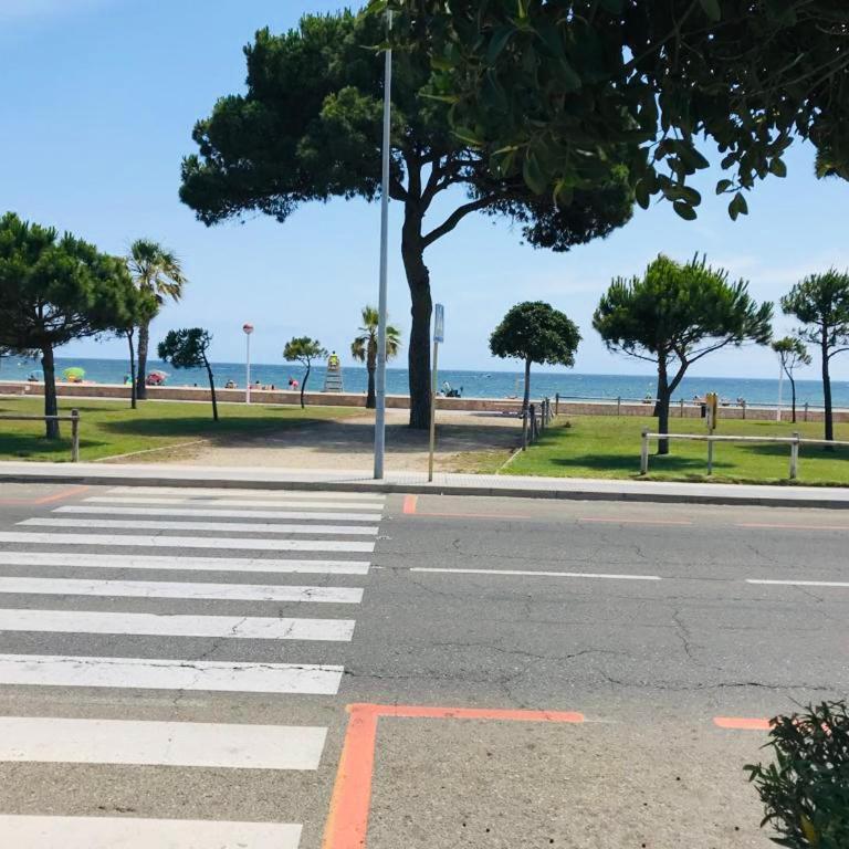 Elise Sun Beach - Three-Bedroom Apartment - 32