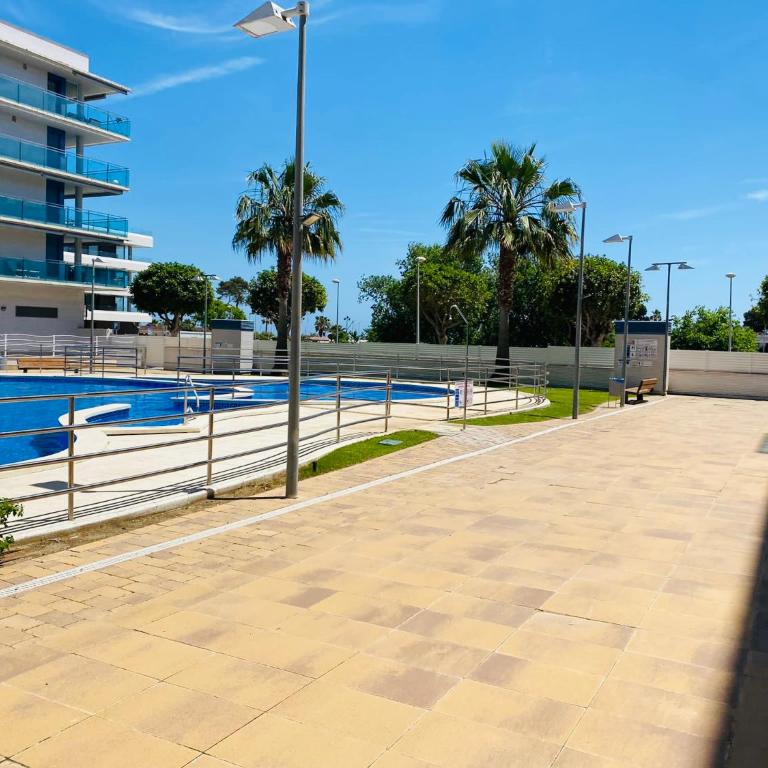 Elise Sun Beach - Three-Bedroom Apartment - 4