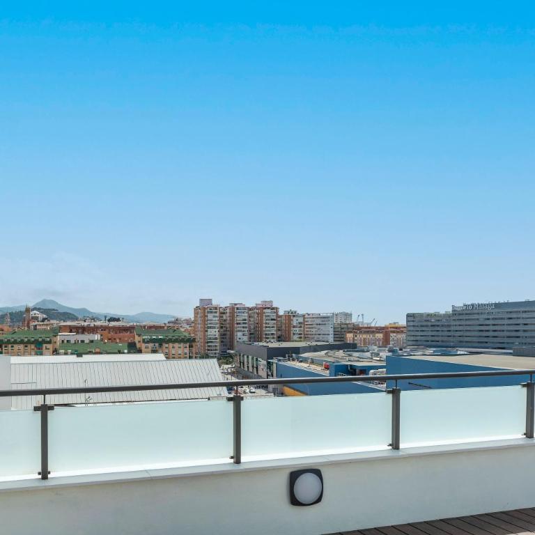 Modern apartment next to train/bus station - Apartamento de 1 dormitorio - 16