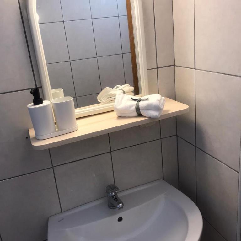 Cosy Rooftop studio with balcony - Apartman sa 1 Spavaćom Sobom - 14