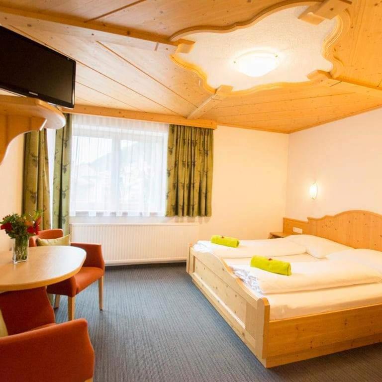 Haus Alblitt - Double Room with Balcony - 6