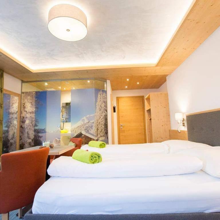 Haus Alblitt - Double Room with Balcony - 10
