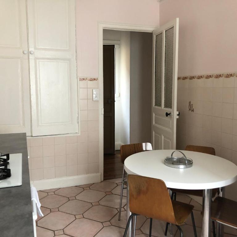 Le Campus Victoria II - Train Station & Isabey St - 75m2 - Three-Bedroom Apartment - 10
