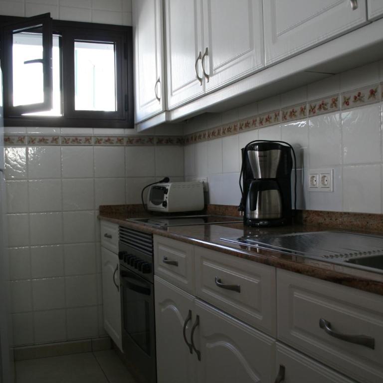 Los Arbustos - One-Bedroom Apartment - 13